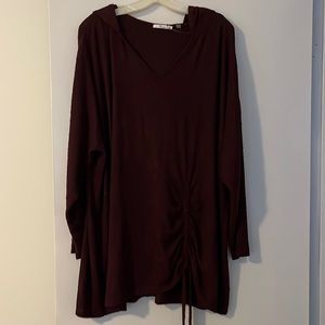 89 & Madison burgundy top with hood